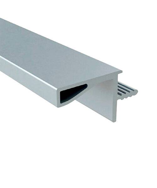 Caja con 10 piezas de perfil gola REACH para alacenas, longitud 2100 mm